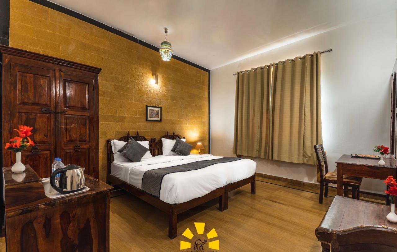 Hotel Golden Safari Jaisalmer Bagian luar foto