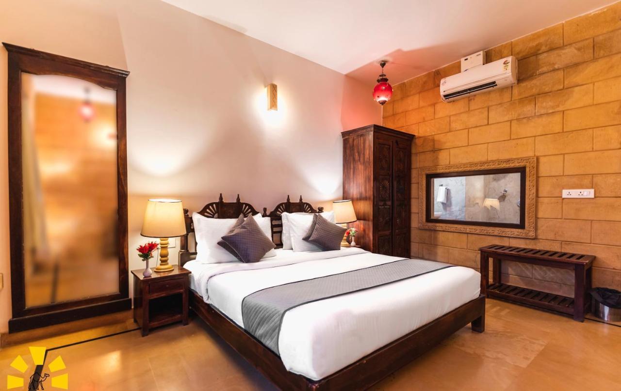 Hotel Golden Safari Jaisalmer Bagian luar foto